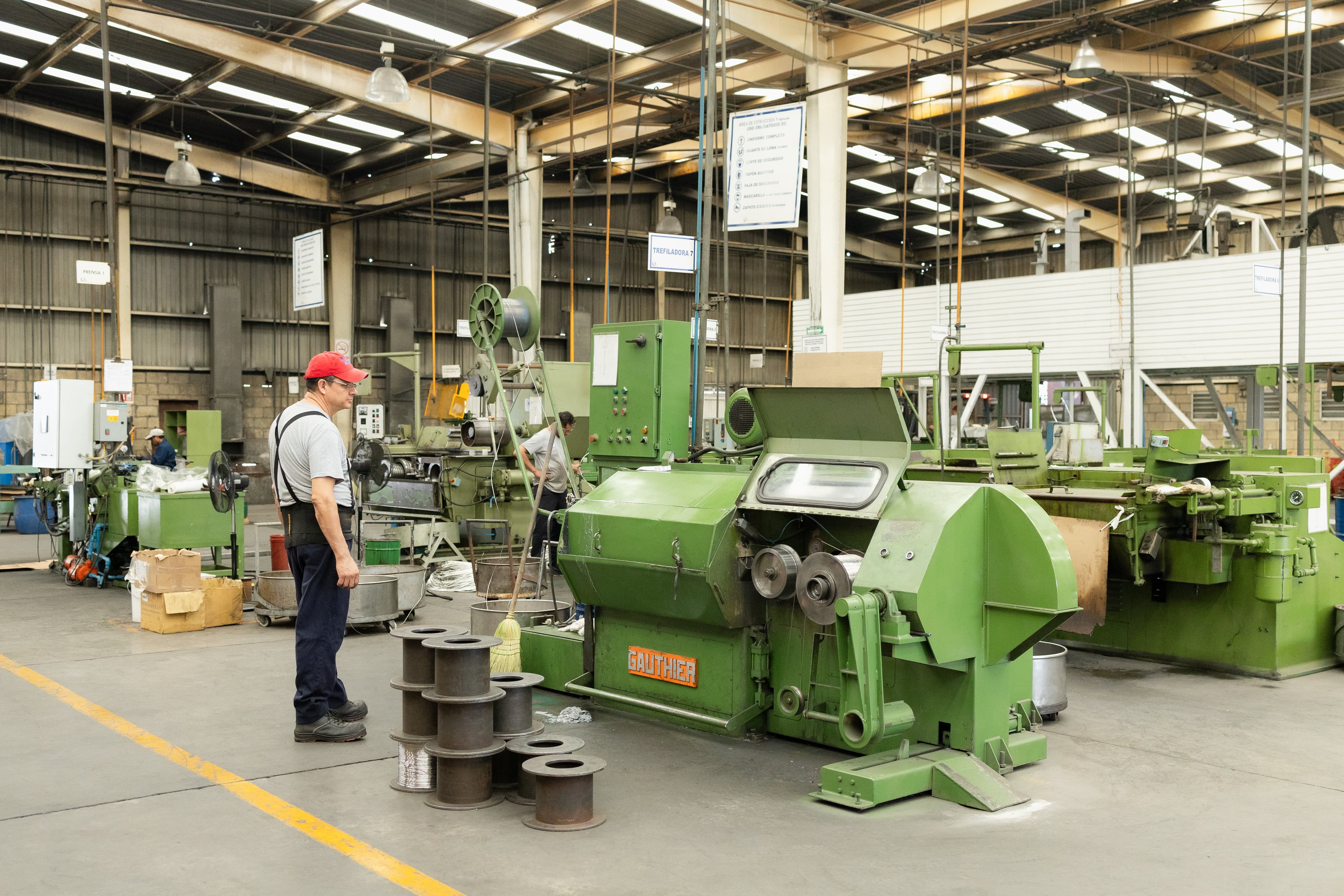 Nuestra Empresa - Instalaciones de reciclaje electrónico