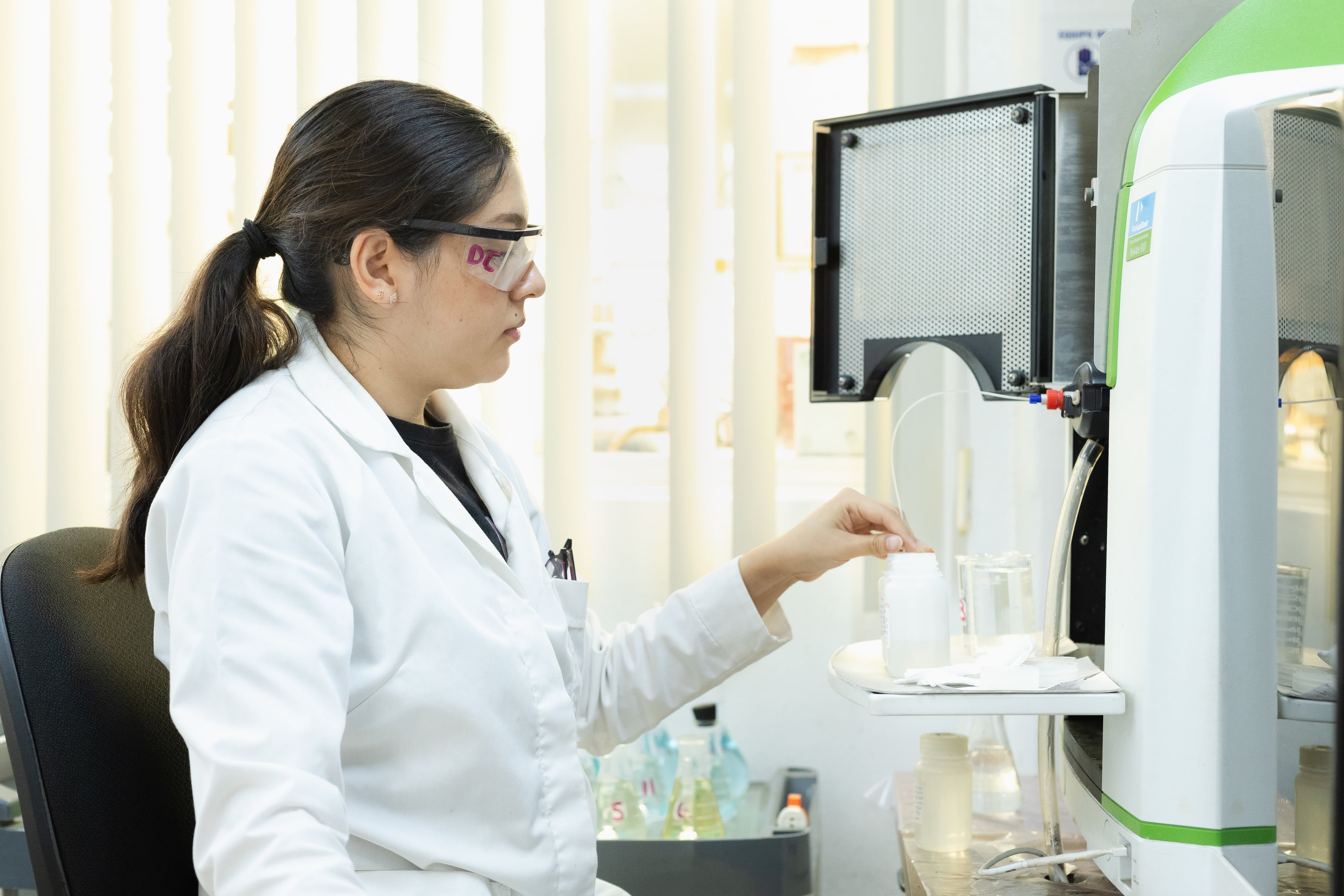 Industria Salud - Gestión segura de equipos médicos y datos sensibles